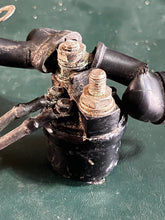 Cargar imagen en el visor de la galería, Hitachi A104-136 12 volt STARTER SOLENOID 825096T01 two stroke outboard