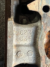 Cargar imagen en el visor de la galería, sold ebay aug2025——5.0 5.7 Liter OMC 1989 cylinder head #1 3853852 985431 Valve Cover 0986748 volvo