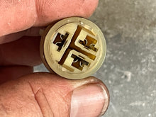 Cargar imagen en el visor de la galería, F 100 80 hp Yamaha Stator Assy 67F-85510-00-00 four stroke electrical 1999