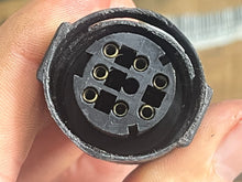 Load image into Gallery viewer, 115 130 hp Yamaha OIL LEVEL CONTROL UNIT ASSY 6E5-85740-02-00 emergency shut off 1984-2003 two stroke super 6E5-W5857-00-00 6