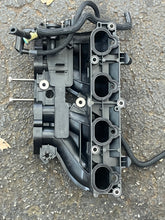Charger l'image dans la galerie, f 150 hp Yamaha 63P-13641-00-00 INTAKE MANIFOLD 2004-2014 four stroke