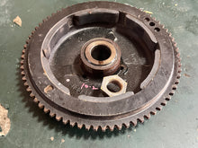 Load image into Gallery viewer, 70 50 60 65 hp Johnson Evinrude FLYWHEEL 513847 0584360 584360 0329267 FLYWHEEL NUT TWO STROKE 1992-2001