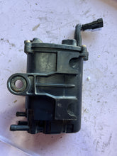 Load image into Gallery viewer, 150 hp 90 - 200 hp Evinrude e-tec VST RESERVOIR & PUMP 5009967 two stroke AF AB models TESTED