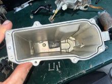 Load image into Gallery viewer, f 250 hp Yamaha VST FLOAT CHAMBER ASSY 6P2-14180-01-00 6P2-14180-00-00 FUEL PUMP 6P2-13907-00-00 PRESSURE REGULATOR 6P2-1390