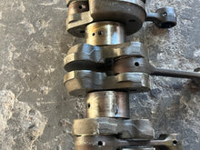 Cargar imagen en el visor de la galería, 115 120 140 hp Tohatsu Nissan CRANKSHAFT 3C7000502 Two Stroke 4 cylinder carbureted