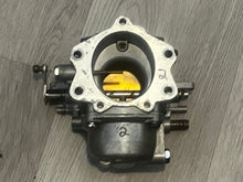 Load image into Gallery viewer, 250 hp Yamaha CARBURETORS port 2-4-6 61A-14301-03-00 61A- 14302-03-00 61A-14303-03-00 two stroke 76 degree