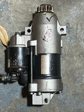 Cargar imagen en el visor de la galería, f 225 200 hp Yamaha STARTING MOTOR ASSY 69J-81800-00-00 81800 four stroke 2002-2010 Mercury STARTER 888333T1 some 150 hp