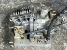 Load image into Gallery viewer, 150 175 200 hp Yamaha HIGH PRESSURE FUEL PUMP 68F-13910-10-00 68F-13910-00-00 two stroke 2004-2012