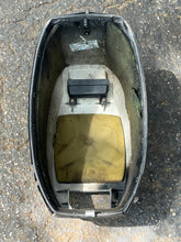 Cargar imagen en el visor de la galería, 8 9.9 HP Mercury 9420A10 TOP COWL engine cover TWO STROKE also some 6 10 & 15 hp compatibility 9205A13