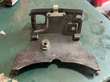 Cargar imagen en el visor de la galería, DF 175 hp Suzuki BOTTOM COWLING FRONT PANEL 61831-96J01-0EP 61831-96J10-0EP four stroke 2006-2010