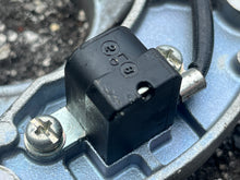 Load image into Gallery viewer, f 90 75 hp Yamaha PULSER COIL new connector 67F-85580-00-00 four stroke 2002-2004 - 80 100 hp 1999-2004