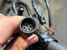 Charger l'image dans la galerie, 150 175 200 hp Mercury HARNESS ASSY 84-98866A25 Two Stroke EFI