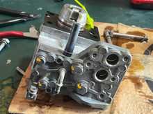 Charger l'image dans la galerie, 250 hp Yamaha FUEL PUMP ASSY 60V-13910-00-00 60V-13993-00-00 V6 3.3L HPDI some compatibility 225 300 hp two stroke HPDI 2003-