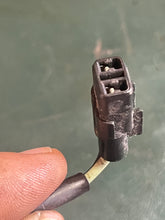 Load image into Gallery viewer, 150 200 hp Suzuki CYLINDER BLOCK TEMP SENSOR 34820-92E01 34820-87D01 two stroke EFI & Super Six