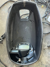 Charger l'image dans la galerie, 30 25 15 hp Evinrude E-tec ENGINE COVER cowl 0285856 0285956 two stroke 2017 AB AF