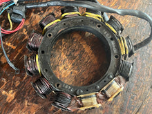 Cargar imagen en el visor de la galería, 135 150 175 200 hp Mercury 398-9610a24 9610A19 OEM STATOR Two Stroke 2.5 Liter 1992-1996 EFI XRI XR6 some 225 hp