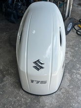 Cargar imagen en el visor de la galería, DF 175 hp Suzuki ENGINE COVER 61403-96890-Y5S four stroke