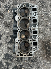 Charger l'image dans la galerie, f 60 50 hp Yamaha CYLINDER HEAD 6C5-11111-20-9S 6c5-00 four stroke 2013-2025