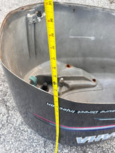 Cargar imagen en el visor de la galería, 200 150 hp Yamaha TOP COWLING engine cover 68F-42610-40-4D two stroke 2.6 Liter HPDI
