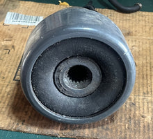 Charger l'image dans la galerie, Volvo OMC Cobra 984290 Engine Coupler i/o sterndrive Sierra 18-21752-1 1986-up 4.3 5.0 5.7 Liter 3858437 986120 3853917