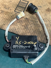 Load image into Gallery viewer, 115 130 hp Yamaha OIL LEVEL CONTROL UNIT ASSY 6E5-85740-02-00 emergency shut off 1984-2003 two stroke super 6E5-W5857-00-00 6