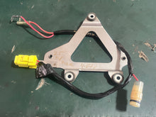 Charger l'image dans la galerie, 25 30 hp Mercury EFI Fuse CABLE ASSEMBLY 898101077 FUSE-20 AMP 853814002 bracket 898101050 four stroke