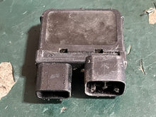 Cargar imagen en el visor de la galería, DF 30 25 hp Suzuki PTT RELAY ASSY 38410-93J20 four stroke 2018