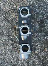 Charger l'image dans la galerie, 90 75 hp Yamaha 6H1-14301-15-00 CARBURETOR set 14302 14303, 6H1-13641-02-94 MANIFOLD, 688-13610-00-00 REED VALVE two stroke 1