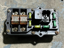 Charger l'image dans la galerie, f 150 hp Yamaha electrical FUSE BOX 63P-82170-02-00 four stroke 2015-2024