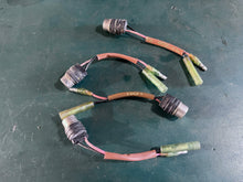 Cargar imagen en el visor de la galería, 70 85 90 115 150 200 225 hp Yamaha 688-82560-10-00 THERMOSTAT SWITCH two stroke 1986-2000