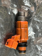Cargar imagen en el visor de la galería, 4 tested for customer sep2025——-DF 115 140 hp Suzuki FUEL INJECTOR genuine 15710-65D00 Four Stroke 2002-2012 some compatibili
