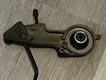 Charger l'image dans la galerie, 135 150 175 200 hp Mercury THROTTLE LEVER 41022 41095T 410952 CONTROL ROD 814929 CAM 815539T two stroke 1992-1996