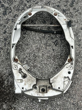 Cargar imagen en el visor de la galería, BF 130 115 hp Honda 40101-ZW5-405ZA LOWER ENGINE CASE lower pan FOUR STROKE 1999-up
