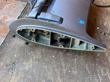 Load image into Gallery viewer, 40 50 hp Yamaha 20” MIDSECTION UPPER CASING 6H4-45111-10-4D SWIVEL 6H5-43311-04-4D STEERING BRACKET 6H4-42510-02-4D two strok
