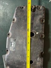 Charger l'image dans la galerie, DT 115 140 hp Suzuki intake AIR SILENCER 13811-94501 COVER 13812-94502 two stroke 1981-82