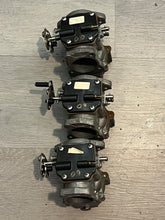 Load image into Gallery viewer, 60 hp Johnson Evinrude CARBURETOR ASSY 0437089 0437087 0439453 Two Stroke 1995 94-97 J60TLEOC, molding numbers 340167 338069
