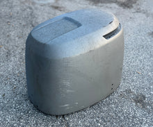 Charger l'image dans la galerie, BF 130 115 hp Honda 63100-ZW5-030ZA ENGINE COVER no decals, flat paint 1999-2006 four stroke outboard