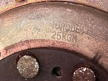 Charger l'image dans la galerie, DT 150 hp Suzuki FLYWHEEL MAGNETO 32102-92E00 NUT 09140-18007 two stroke EFI 1989-1997 some compatibility 175 200 225 hp