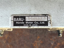 Charger l'image dans la galerie, BF 20 15 hp Honda EXTENSION CASE 40201-ZW9-C10ZA SWIVEL 50201-ZY1-613ZA OIL CASE 11321-ZY1-425ZA four stroke 2003-up for pow