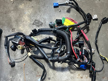 Load image into Gallery viewer, f 90 75 hp Yamaha engine WIRE HARNESS 6D8-82590-30-00 6D8-00 four stroke 2006-2011