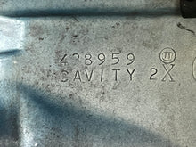 Cargar imagen en el visor de la galería, 175 150 135 115 hp Ficht Evinrude Lower Motor Cover PORT 5004969 5004969 STARBOARD 5004970 5005014 two stroke 2002-2006
