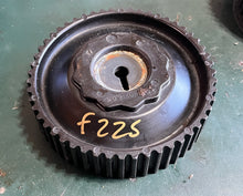 Charger l'image dans la galerie, f 225 200 hp Yamaha 69J-11537-00-00 GEAR DRIVEN PULLEY four stroke 2002-2010 crossover Mercury 887882