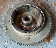 Charger l'image dans la galerie, DT 25 30 hp Suzuki FLYWHEEL 32102-95D00 F3T443 two stroke 1988-2000