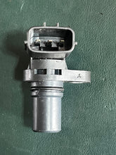 Load image into Gallery viewer, DF Suzuki CAM POSITIONING SENSOR CMP four stroke - mount on opposite side