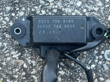 Load image into Gallery viewer, BF 250 225 200 hp POWER TRIM RELAY 38550-ZX2-0030 four stroke 2011 2007-up