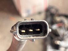Cargar imagen en el visor de la galería, 135 hp Mercury ENCODER crank sensor 8285581t1 Two Stroke DFI 8285581 828558 compatible 150 200 225 hp