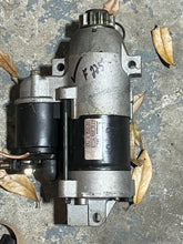 Cargar imagen en el visor de la galería, f 225 200 hp Yamaha STARTING MOTOR ASSY 69J-81800-00-00 81800 four stroke 2002-2010 Mercury STARTER 888333T1 some 150 hp
