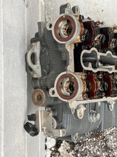 Charger l'image dans la galerie, f 115 hp Yamaha CYLINDER HEAD ASSY 6EK-11110-00-9S four stroke f115xb 2014-2027