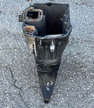 Charger l'image dans la galerie, DF 140 115 100 90 hp Suzuki 11501-90J04-0EP OIL PAN 20” DRIVE SHAFT HOUSING 52111-90J12-0EP 2002-2014