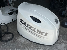 Cargar imagen en el visor de la galería, DF 175 hp Suzuki ENGINE COVER 61403-96890-Y5S four stroke